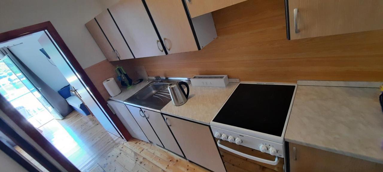 Apartments Lampalo Okuklje Bagian luar foto